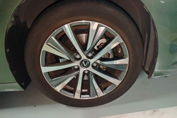 Used Lexus ES 2020 200 Excellence Edition