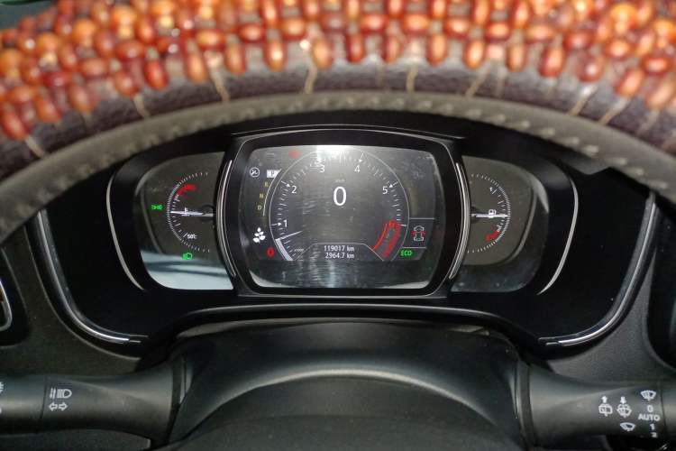 Used Renault Koleos 2017 2.5L Two-Wheel Drive Prestige Edition Instrument Cluster