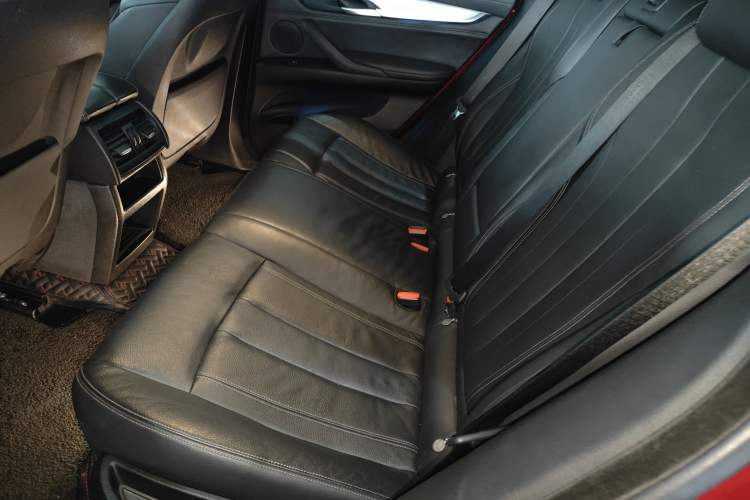 Used BMW X6 2019 xDrive28i M Sport Package Left Rear Seat
