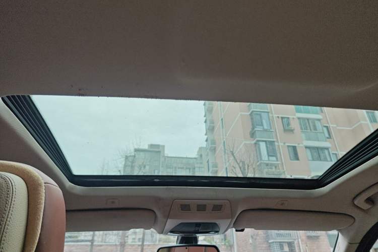 Used BMW 5 Series 2011 523Li Luxury Model