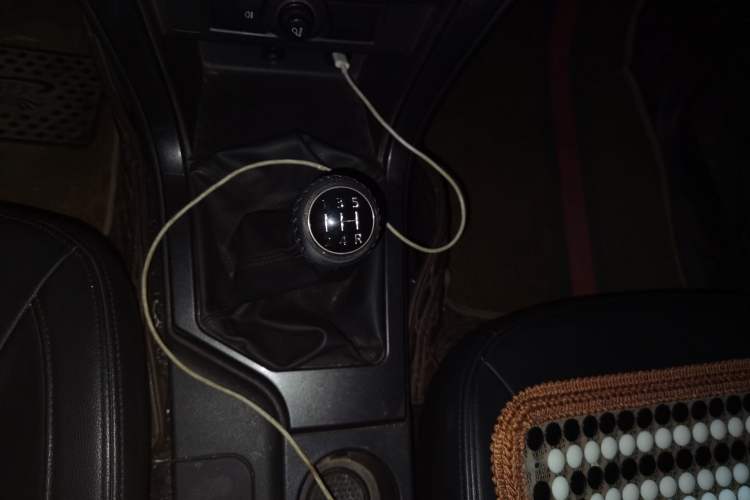 Used Great Wall Wingle 5 2017 2.0T European Version Diesel Two-Wheel Drive Advanced Large Double-Cab GW4D20E
