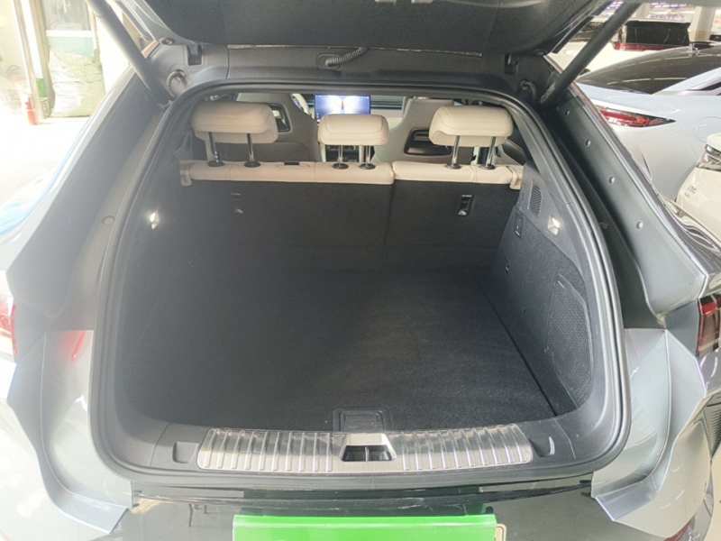Used BYD Song L EV 2024 662 km Excellence Version — 18