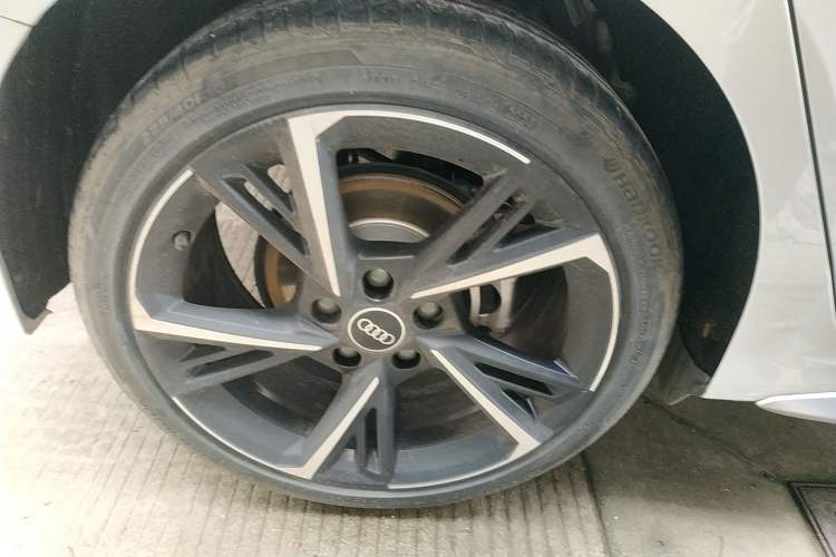 Used Audi A3 2024 Sportback 35 TFSI Fashionable Sports Model
