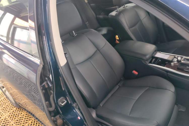 Used Infiniti Q70 2017 Q70L 2.5L Enjoyment Edition Right Front Seat