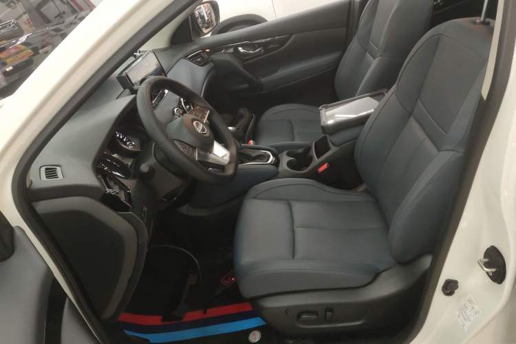 Used Nissan Qashqai 2025 Facelifted Honor 2.0L CVT XV+ Leading Edition