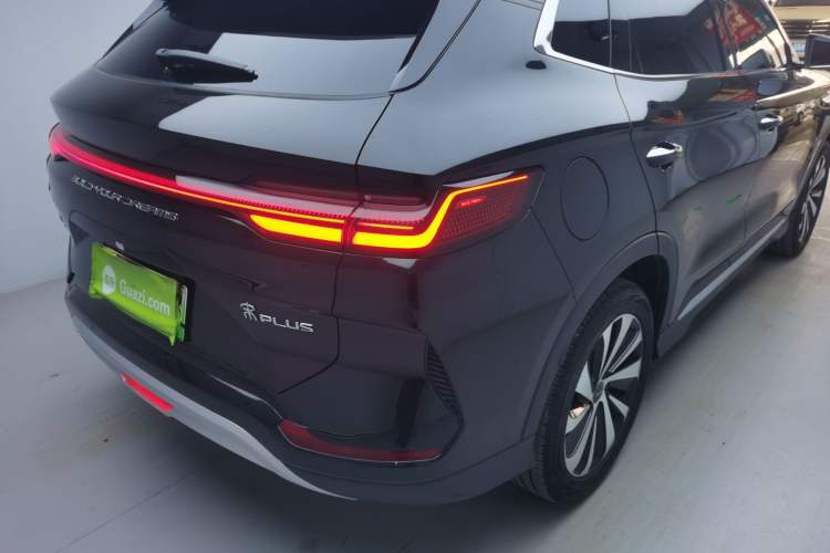 Used BYD Song PLUS New Energy 2024 HONOR Edition DM-i 71km Luxury Model Right Rear Taillight