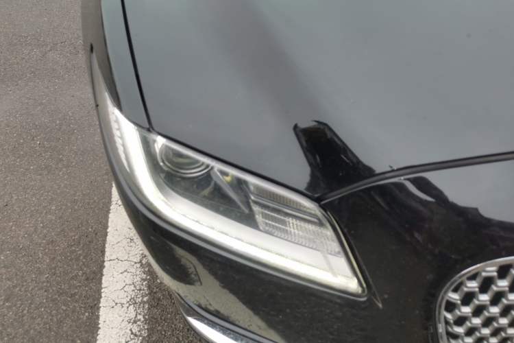 Used Lincoln Continental 2017 2.0T Two-Wheel Drive Deluxe Edition Right Front Headlight