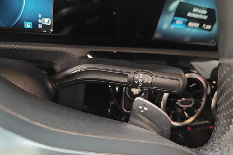 Used Mercedes-Benz A-Class 2019 A 180 L Sport Sedan Gear Lever