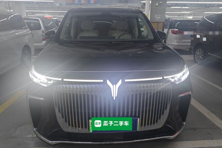 Used VOYAH Dream 2025 PHEV Four-Wheel-Drive Flagship Kunpeng Edition
