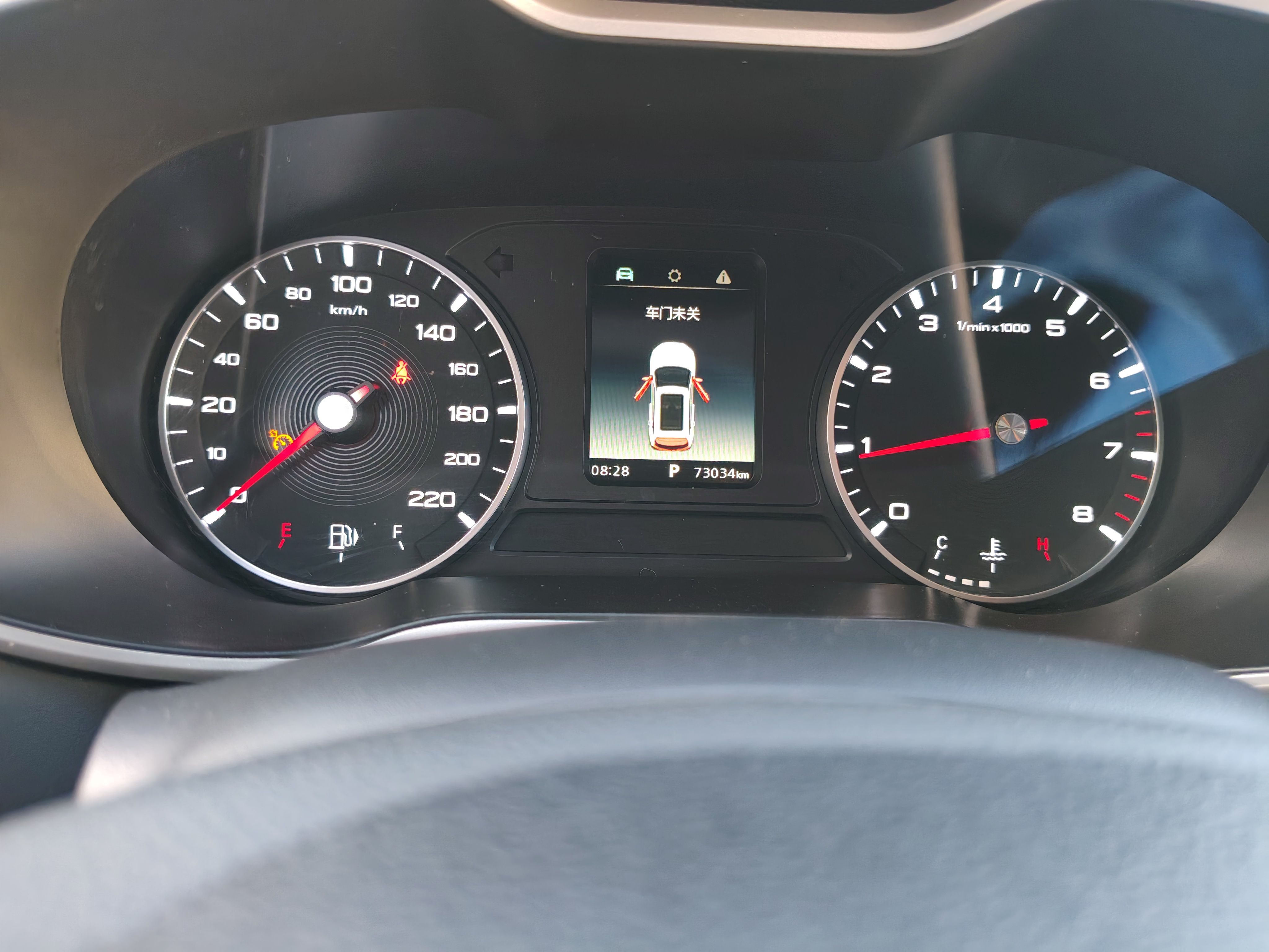 MG ZS 2022 180 DVVT Automatic Global Million-Unit 958 Edition — снимка 14