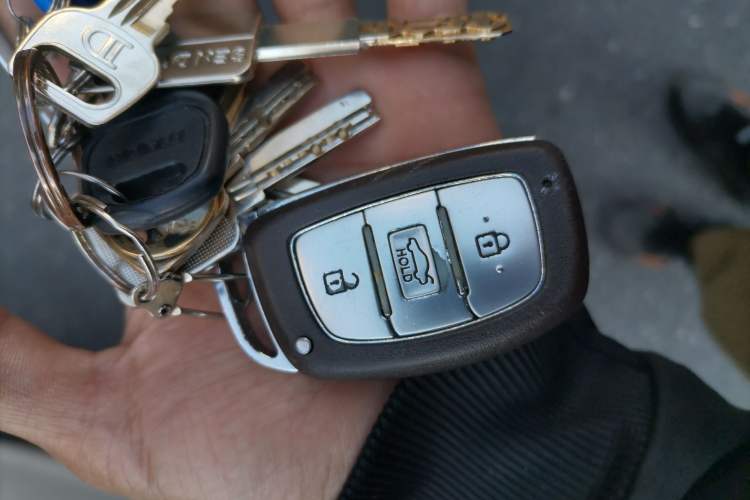 Used Hyundai Elantra (5th Generation / Langdong) 2016 1.6L Automatic Prestige Model
