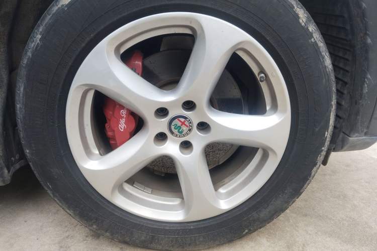 Used Alfa Romeo Stelvio 2017 2.0T 200HP Elite Edition
