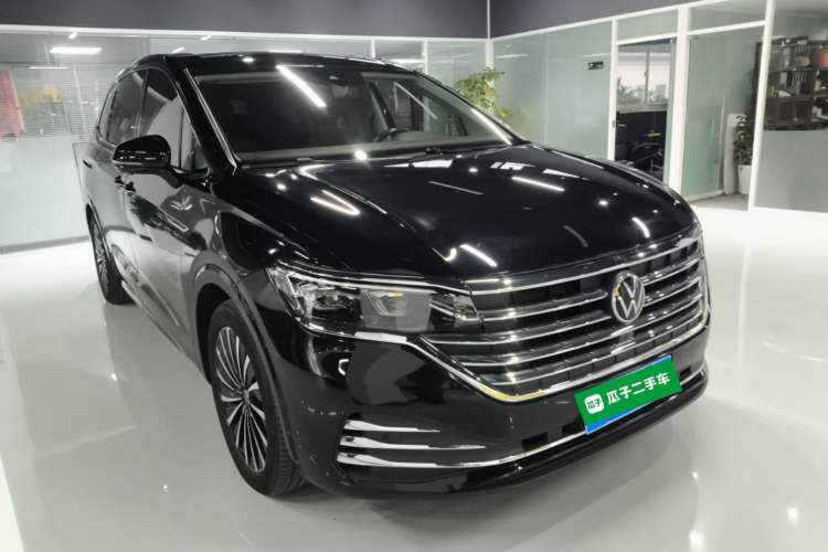 Used Volkswagen Viloran 2020 380TSI Flagship Edition Front Right 45 Deg