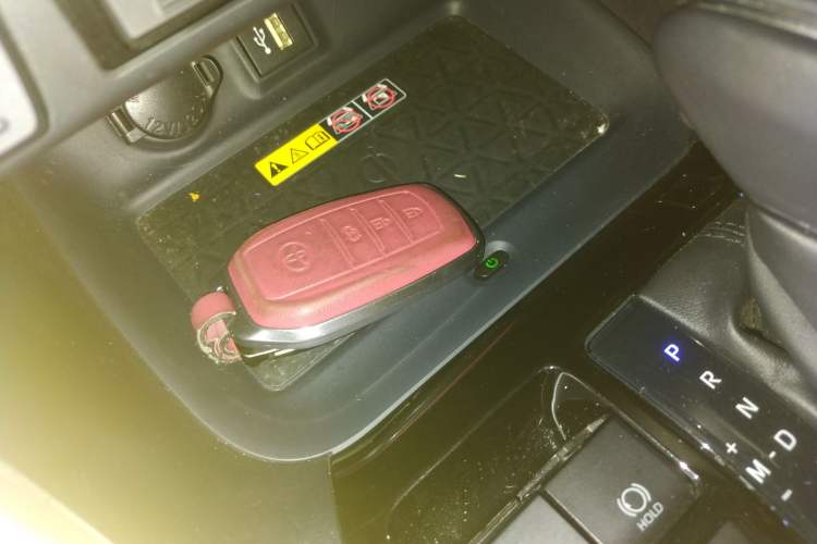 Used Toyota RAV4 2024 2.0L CVT Two-Wheel Drive Fashion Plus Edition