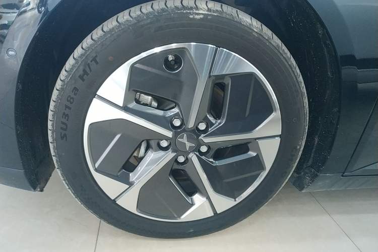 Used XPeng MONA M03 2024 620 with Ultra-Long Range
