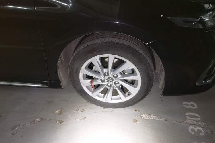 Used Toyota Camry 2023 2.0G Luxury Edition