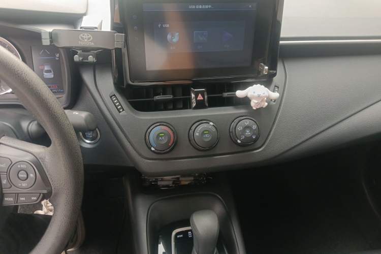 Used Toyota Corolla 2021 1.2T S-CVT Pioneer PLUS Edition Audio And AC Panel