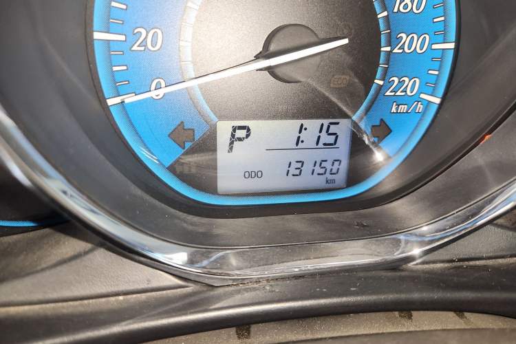 Used Toyota YARiS L Zhi Xuan 2015 1.5E Automatic Charm Edition