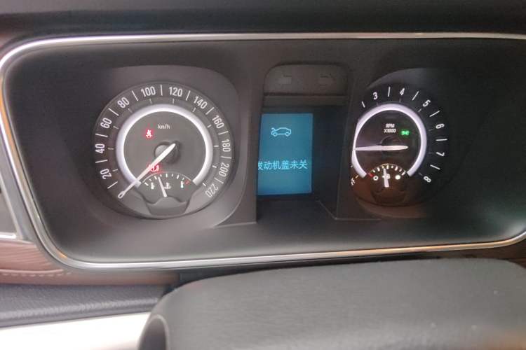 Used Buick GL8 2018 28T Luxury Model China VI Standard