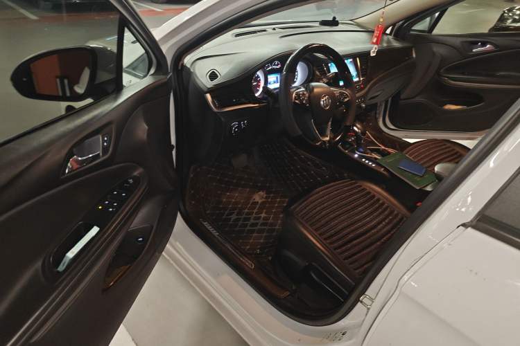 Used Buick Verano 2018 Sedan 20T Dual-Clutch Leading Model
