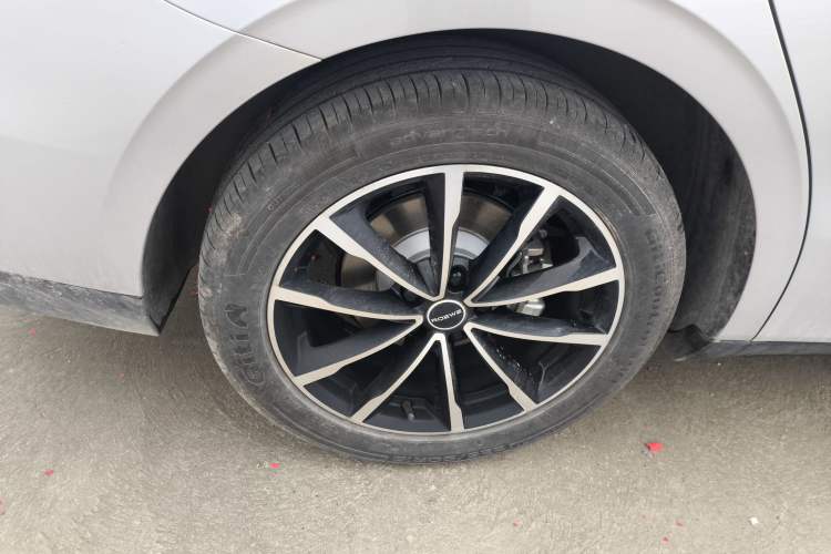 Used Roewe D7 2025 DMH 125km World Champion Edition