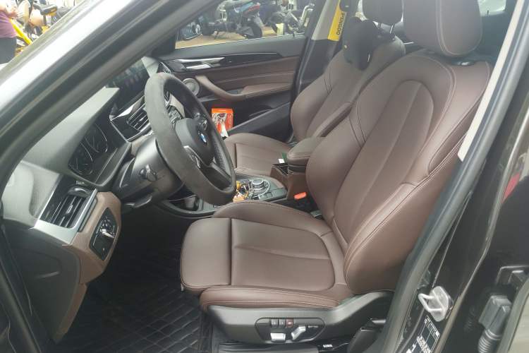 Used BMW X1 2022 sDrive25Li Leading Model
