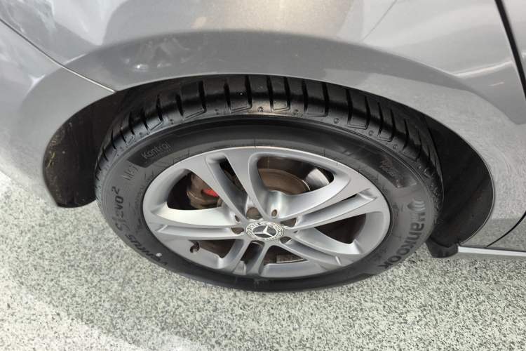 Used Mercedes-Benz A-Class 2019 A 200 Dynamic Edition Exterior 5