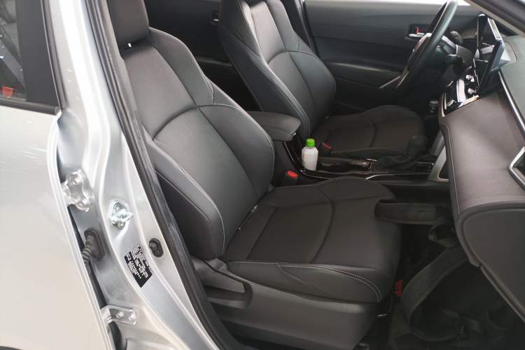 Used Toyota FRONTLANDER 2023 2.0L CVT Luxury Edition
