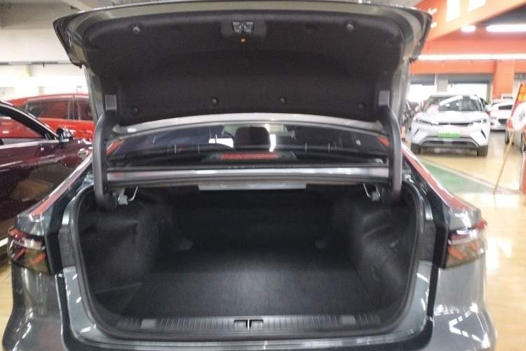 Used Chery Fengyun A8L 2025 1.5 TGDI 145 km Luxury Version
