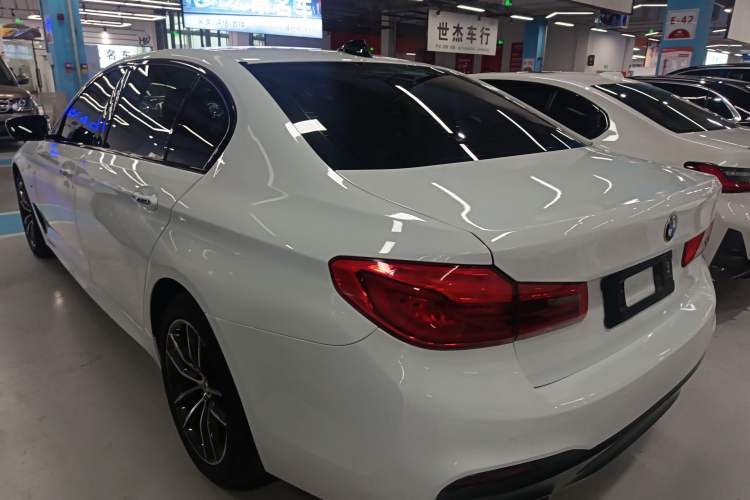 Used BMW 5 Series 2018 525Li M Sport Package