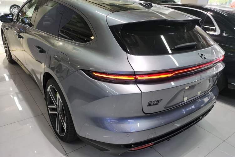 Used Nio ET5T 2025 Model Champion Commemorative Edition, 75kWh Touring
