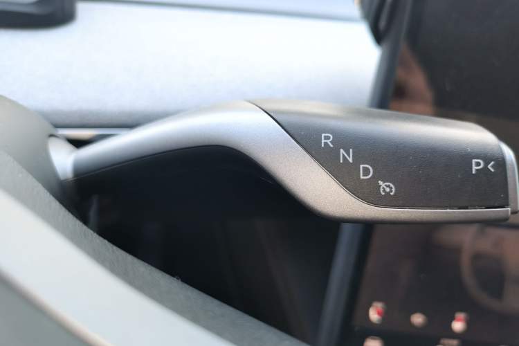Used Tesla Model Y 2024 Rear-Wheel-Drive Version Gear Lever