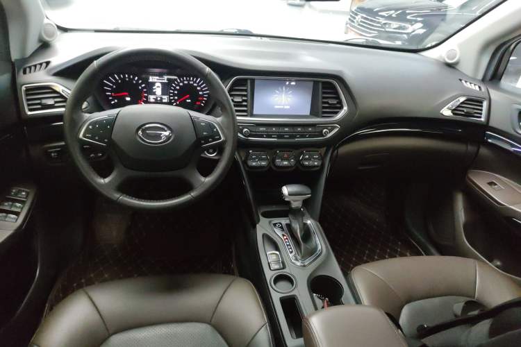 Used GAC Trumpchi GS4 2017 235T Automatic Two-Wheel Drive Luxury Smart Connectivity Version
