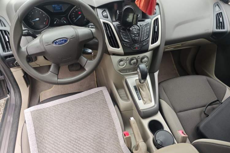 Used Ford Focus 2012 Sedan 1.6L Automatic Comfort Model
