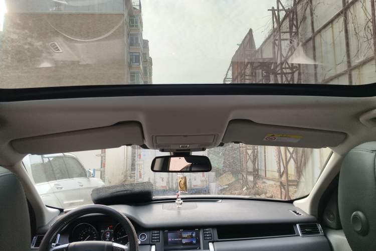 Used Land Rover Discovery Sport 2017 2.0T SE
