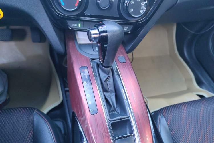 Used Honda XR-V 2015 1.8L EXi CVT Comfort Version