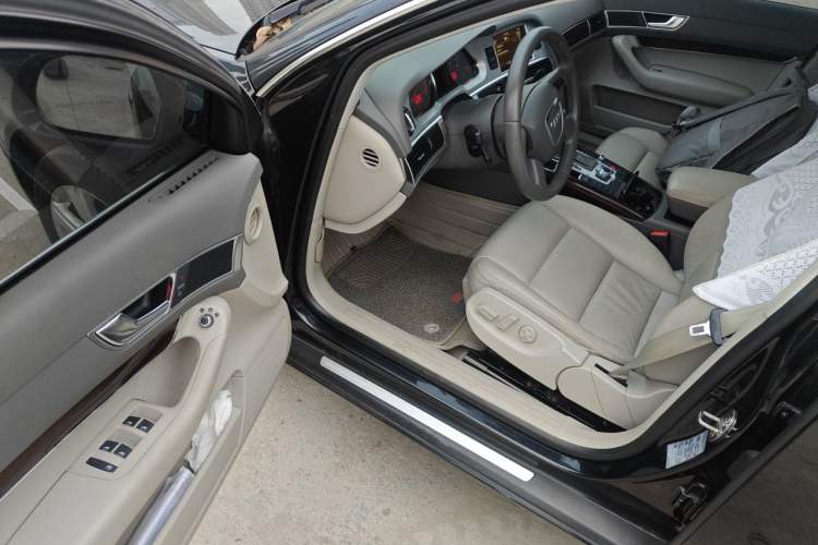 Used Audi A6L 2011 2.4L Technology Edition
