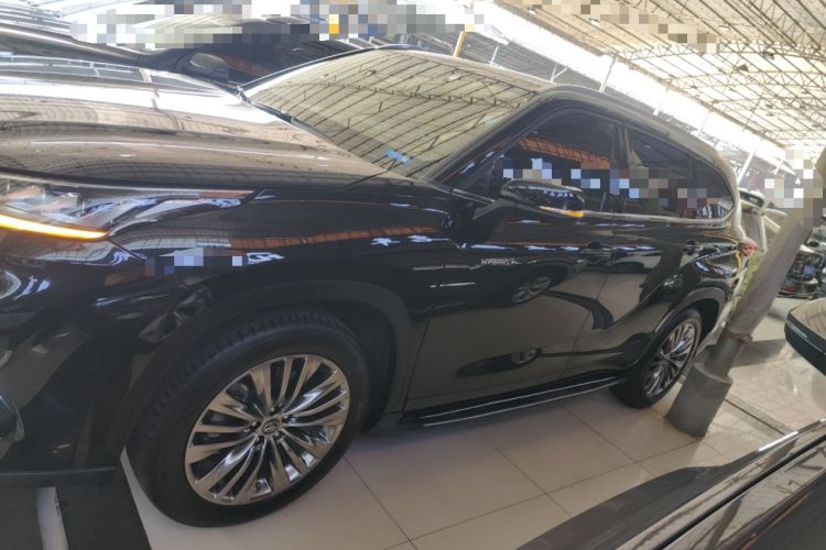 Used Toyota Highlander 2022 Dual-Engine 2.5L Two-Wheel Drive Prestige Edition 7-Seater
