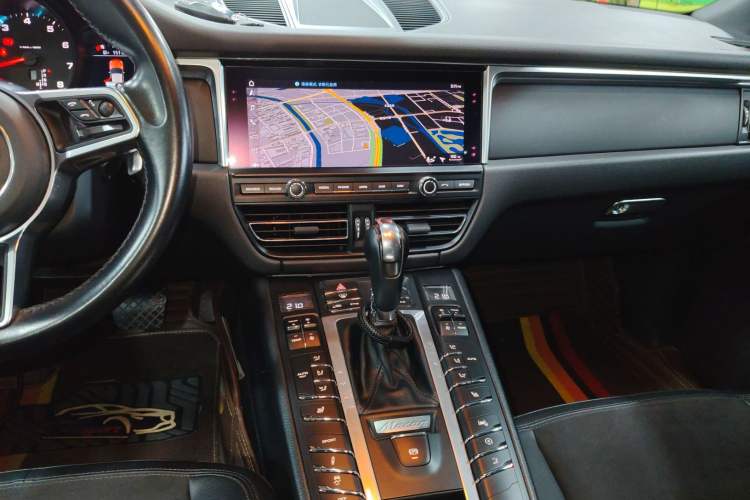 Used Porsche Macan 2018 Macan 2.0T Audio And AC Panel