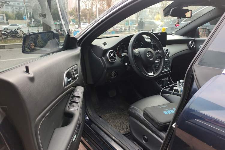 Used Mercedes-Benz CLA 2017 Facelifted CLA 200 Stylish Edition