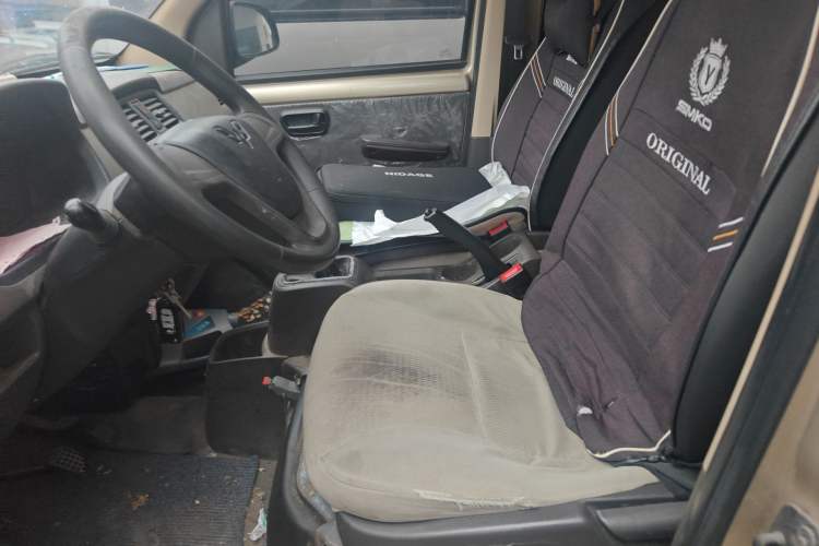 Used Wuling Rongguang 2020 1.2L S Base Model China VI Left Front Seat