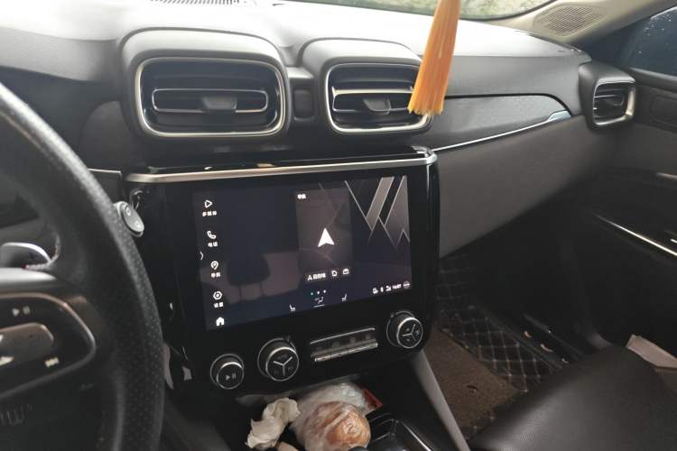 Used Lynk & Co 02 2018 1.5T DCT Two-Wheel Drive Pro Version China V Emission Standard Audio And AC Panel