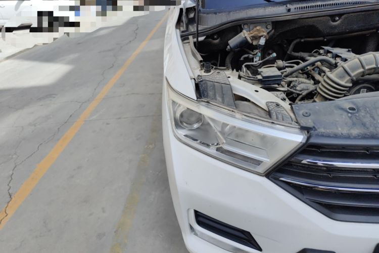 Used Wuling Hongguang 2018 1.5L S Comfort Model L2B Right Front Headlight