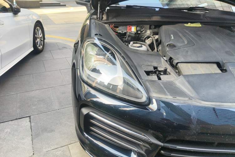 Used Porsche Cayenne E-Hybrid 2023 Cayenne E-Hybrid 2.0T Platinum Edition