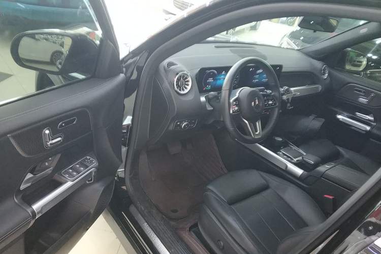 Used Mercedes-Benz EQB 2023 Facelift EQB 260
