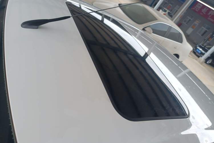 Used Chevrolet Sail 2015 Sail 3 1.5L Manual with Ideal Sunroof Edition