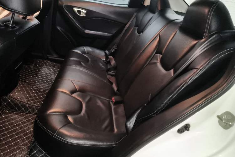 Used GAC Trumpchi GA3 2013 1.6L Automatic Luxury ESP Version
