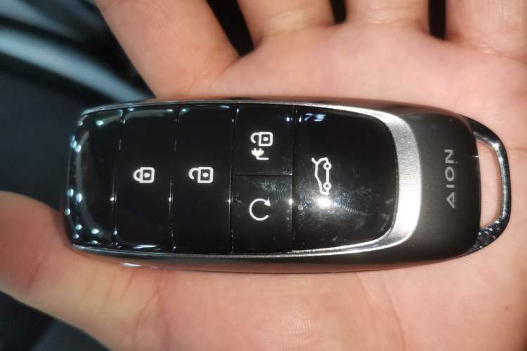 Used AION Y 2022 Plus 70 Tech Edition Vehicle Key