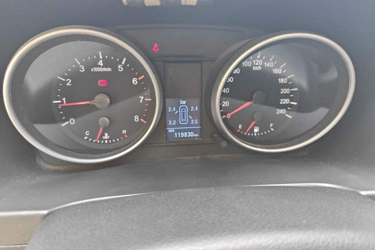 Used Haval H6 2015 Upgraded Model 1.5T Manual Two-Wheel Drive Elite Version