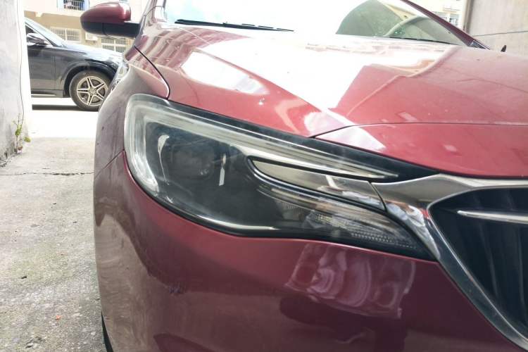 Used Buick GT 2018 18T Automatic Elite Model
